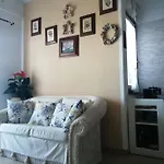 Casa Claudia Apartment *